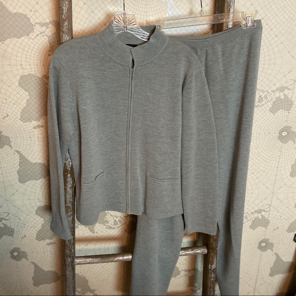 Eileen Fisher 2 piece Italian wool S/M